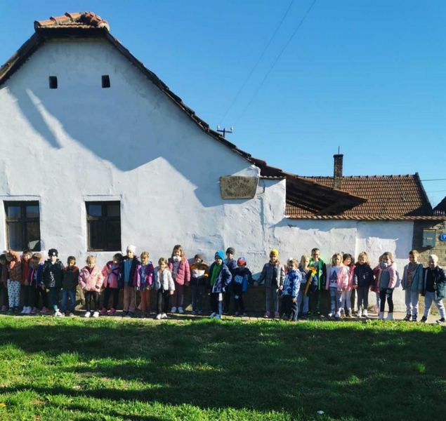 Bezdanski „Bakin Spomenar“: Humanitarno, Ravnopravno I Solidarno – Novi ...